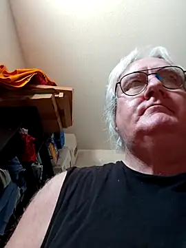 Snapshot of graham1980 chatting on February 2025 03:53:02 PM graham1980 online show from February 2025 03:53:02 PM