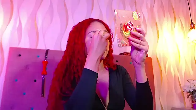 IsabelaLatina online show from February 2026 09:36:02 PM