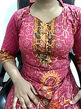 Jenifar- online show from April 2026 01:41:02 PM