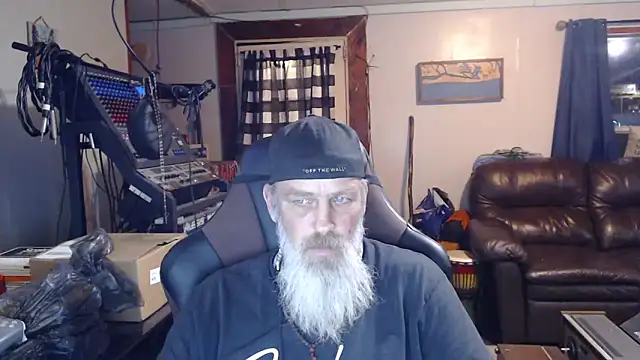 Snapshot of jimdacbin420 chatting on March 2026 05:41:01 AM jimdacbin420 online show from March 2026 05:41:01 AM