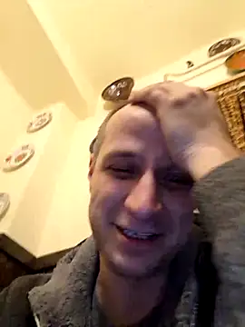 popperspair online show from March 2025 10:38:02 PM