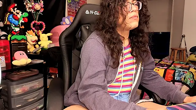 ShinyCherub online show from September 2025 04:42:01 PM