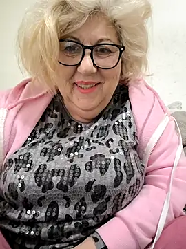 Snapshot of Merilulla chatting on February 2026 07:40:01 AM Merilulla online show from February 2026 07:40:01 AM