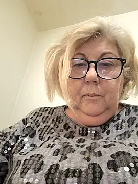 Snapshot of Merilulla chatting on February 2026 11:49:01 AM Merilulla online show from February 2026 11:49:01 AM