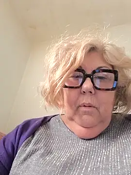 Snapshot of Merilulla chatting on February 2026 02:16:02 PM Merilulla online show from February 2026 02:16:02 PM