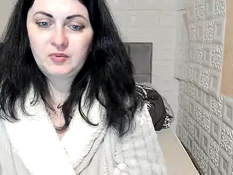 Snapshot of Lillian2 chatting on February 2025 09:36:02 PM Lillian2 online show from February 2025 09:36:02 PM