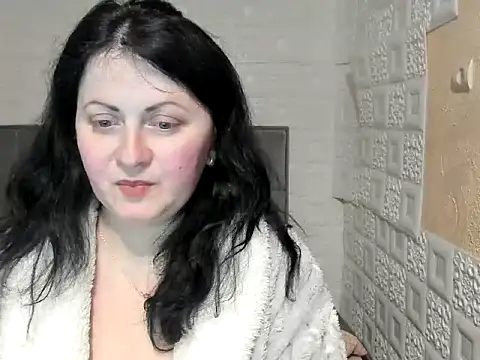 Snapshot of Lillian2 chatting on March 2025 07:06:02 PM Lillian2 online show from March 2025 07:06:02 PM