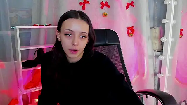 MipsyMipson online show from December 2024 10:49:02 AM