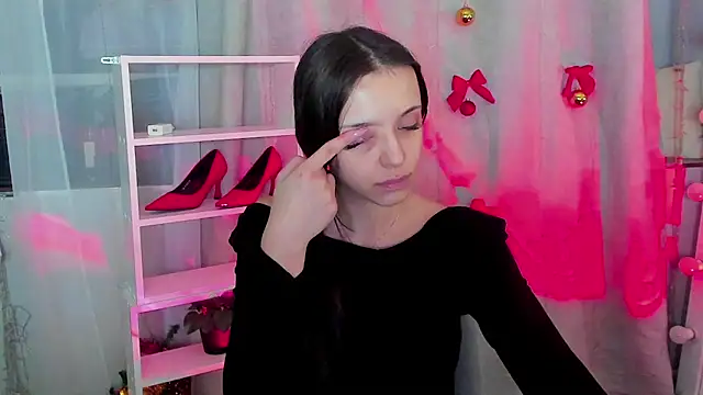 MipsyMipson online show from December 2024 10:43:01 AM