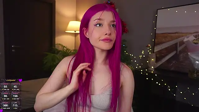 Snapshot of ShirleyCarolyn chatting on December 2024 07:57:01 PM ShirleyCarolyn online show from December 2024 07:57:01 PM