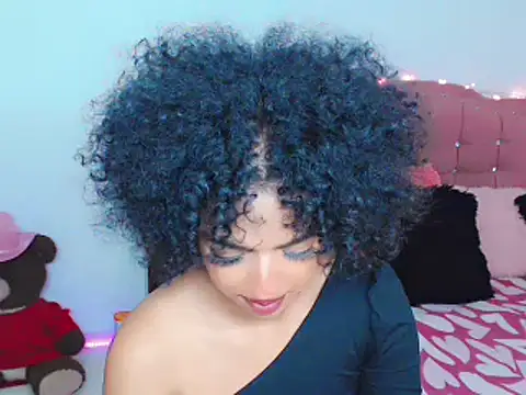 Tanedra collings online show from February 2025 06:28:01 AM