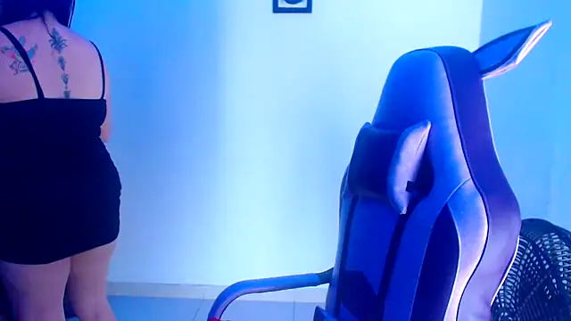 liz dirty online show from October 2025 10:40:02 PM