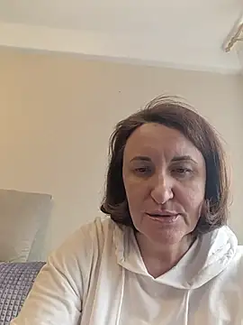 DonnaMagdalena online show from April 2026 01:52:01 PM