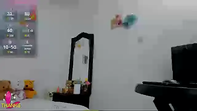 Snapshot of Amy_jones77 chatting on November 2025 07:16:02 PM Amy jones77 online show from November 2025 07:16:02 PM