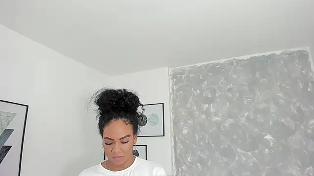 Tanisha  campbell online show from February 2025 12:59:01 PM
