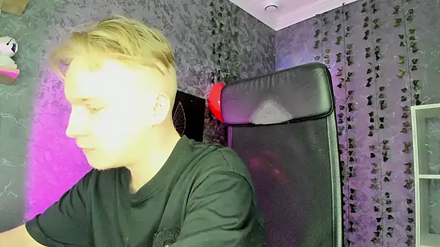 AlexxSweet online show from February 2026 07:05:01 AM