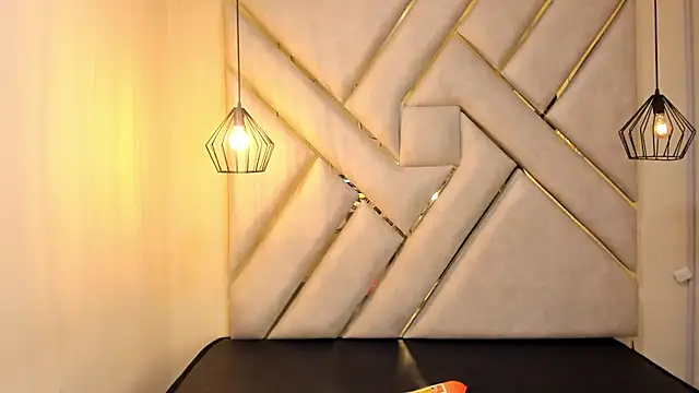 nalalye cruzz  online show from February 2025 02:49:01 AM