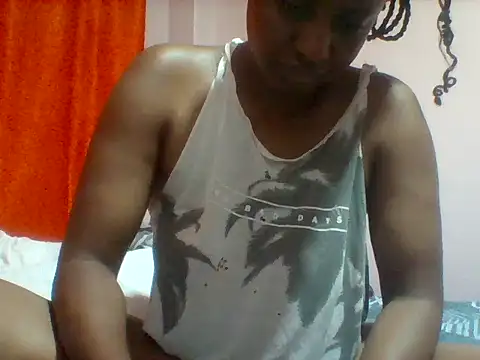 Cute Lopez online show from December 2025 08:25:01 PM