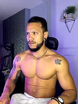 ARON TAYLER01 online show from November 2025 10:26:01 AM