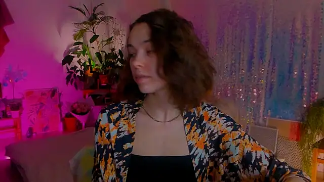 poli   online show from January 2025 08:47:01 PM