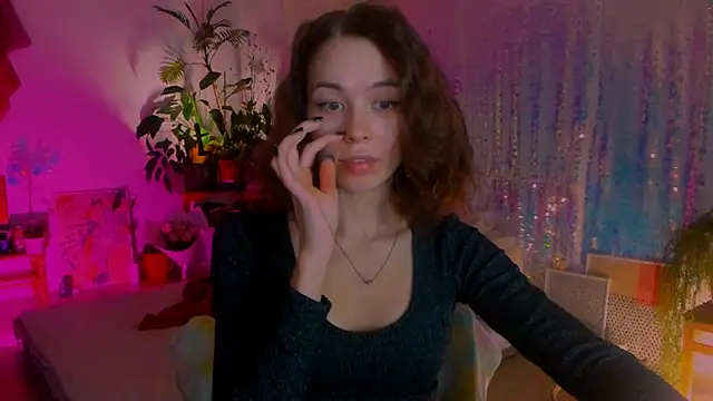 poli   online show from January 2025 09:30:02 PM