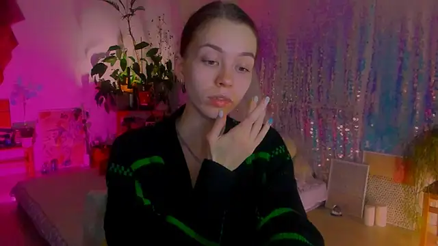 poli   online show from February 2025 09:28:01 PM