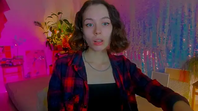 poli   online show from February 2025 09:46:01 PM