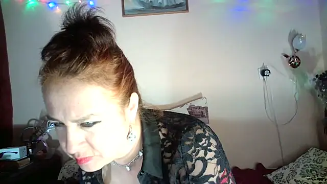 VanezaSmith online show from December 2024 12:32:02 AM