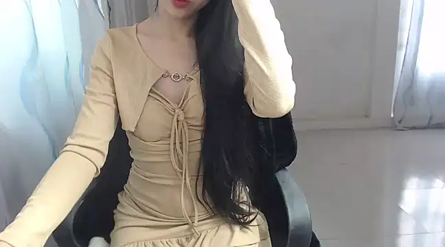 Snapshot of TinyGirls chatting on December 2024 06:22:01 AM TinyGirls online show from December 2024 06:22:01 AM
