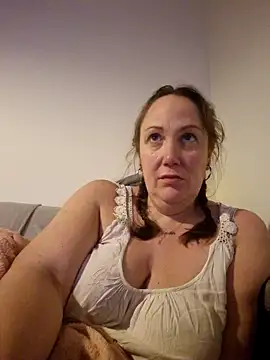 Wisie Cutie online show from December 2024 08:47:02 PM