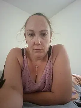 Wisie Cutie online show from September 2025 03:26:02 PM