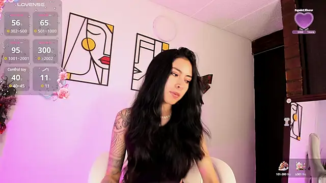 sara-lauren online show from December 2024 03:46:02 PM