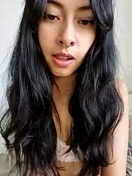 sara-lauren online show from January 2025 03:44:02 PM