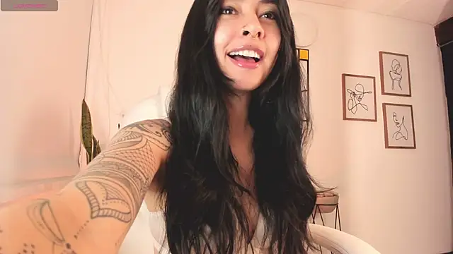 sara-lauren online show from January 2025 12:46:01 AM