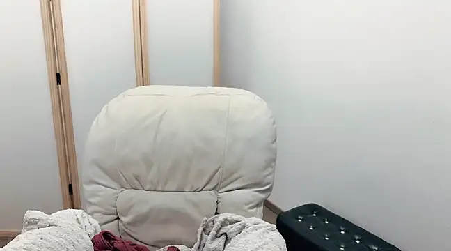 Jeanie Tiya online show from March 2025 03:16:02 PM