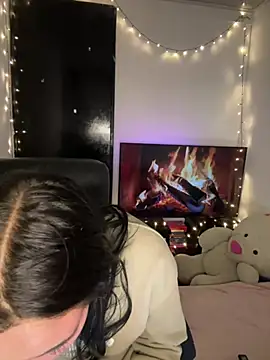 salome polaniiee online show from February 2025 05:20:02 AM