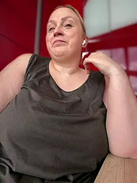 BBW Nora online show from June 2026 11:02:01 AM