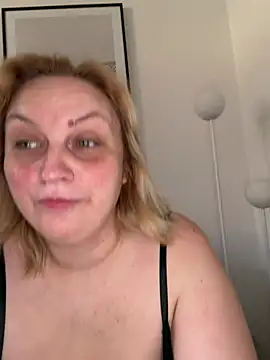 Snapshot of BBW_Nora chatting on July 2026 07:02:02 AM BBW Nora online show from July 2026 07:02:02 AM