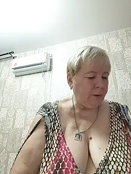 Snapshot of EffectFiona chatting on July 2026 10:55:01 PM EffectFiona online show from July 2026 10:55:01 PM