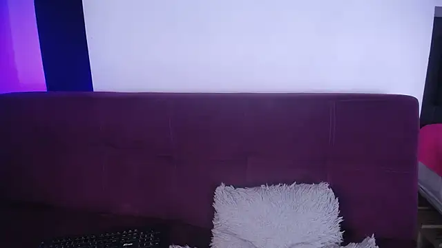 Miss Loise online show from January 2025 04:16:01 PM