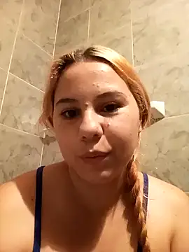 Snapshot of sexy_couple29 chatting on February 2025 10:39:01 PM sexy couple29 online show from February 2025 10:39:01 PM