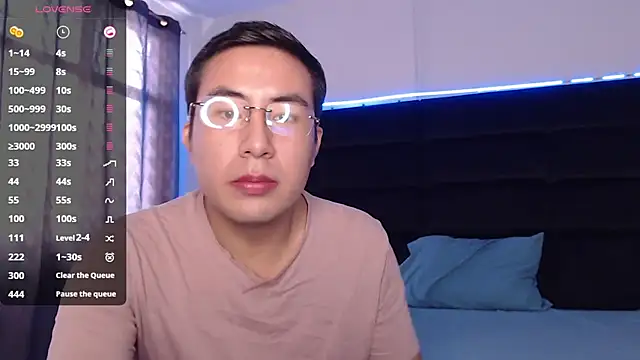 andrewmhilton  online show from February 2025 05:31:01 PM