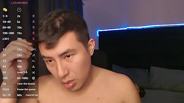 andrewmhilton  online show from September 2025 06:07:01 AM