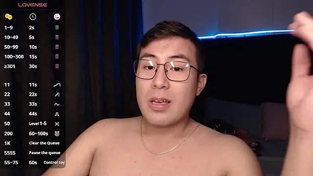 andrewmhilton  online show from October 2025 05:41:01 AM