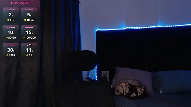 andrewmhilton  online show from February 2026 06:55:02 AM