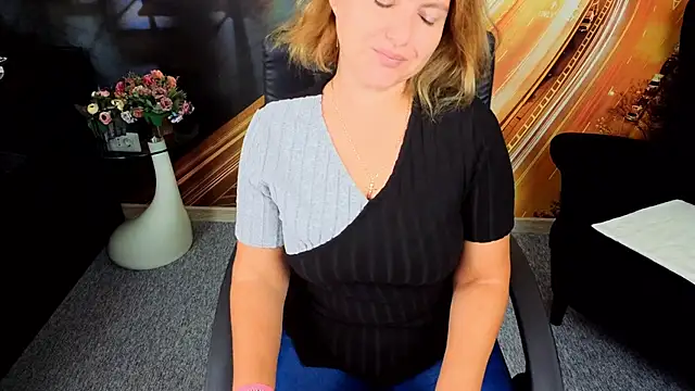 EmmaxPark online show from September 2025 06:26:02 AM