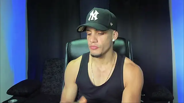 jhonnysnow17 online show from September 2025 07:40:02 PM