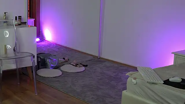 TiffanyMaze online show from March 2026 06:40:02 AM