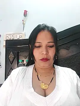 Snapshot of Poojabhabi101 chatting on February 2025 05:23:01 AM Poojabhabi101 online show from February 2025 05:23:01 AM