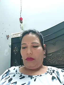 Snapshot of Poojabhabi101 chatting on October 2025 06:45:02 AM Poojabhabi101 online show from October 2025 06:45:02 AM